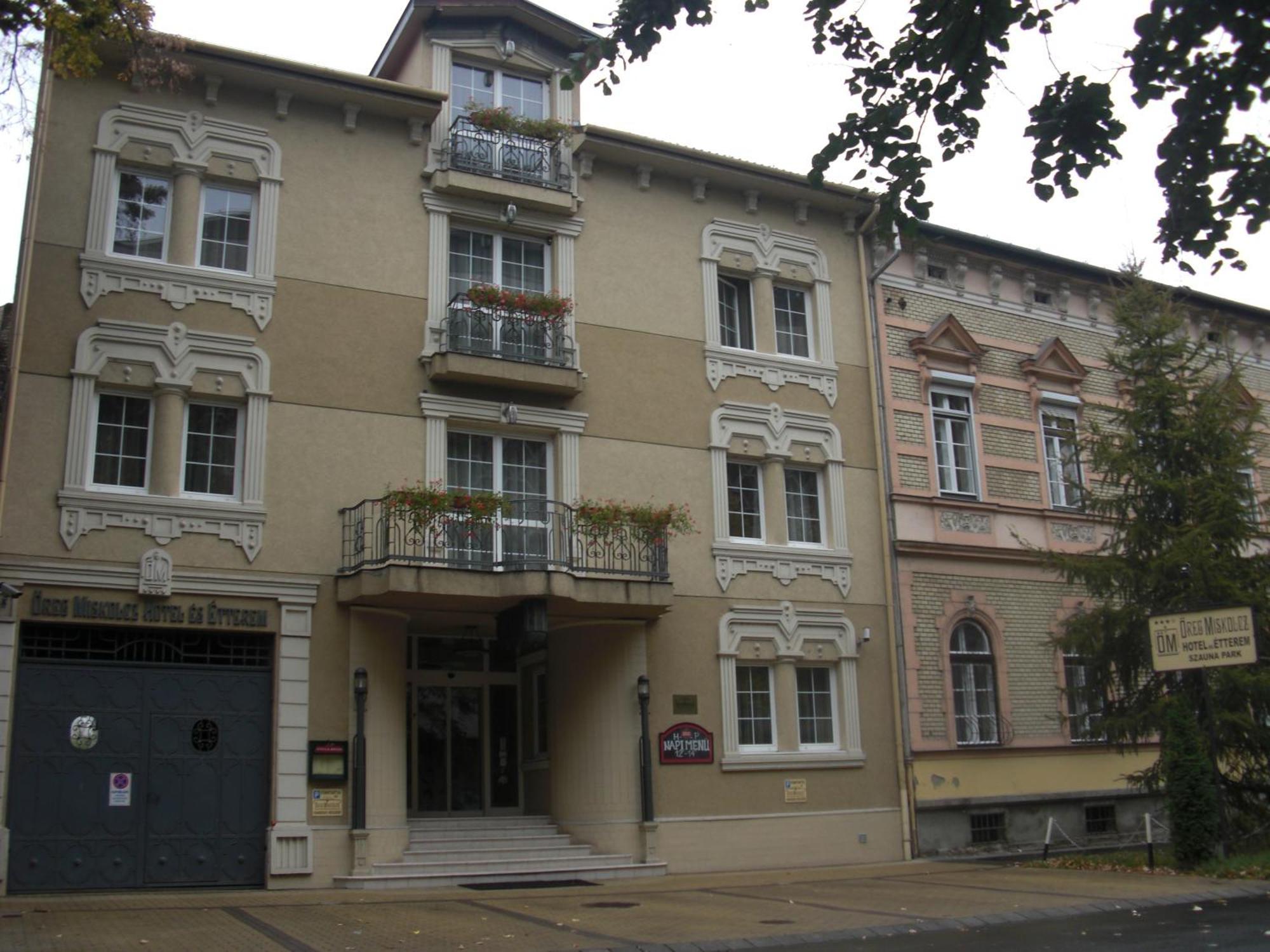Oereg Miskolcz Hotel Esterno foto