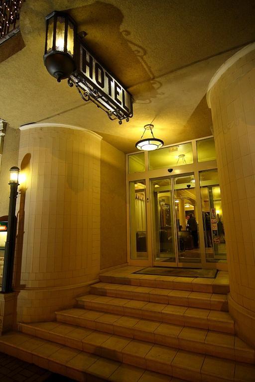 Oereg Miskolcz Hotel Esterno foto
